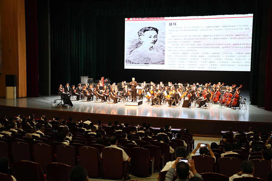 于海老師授課.jpg