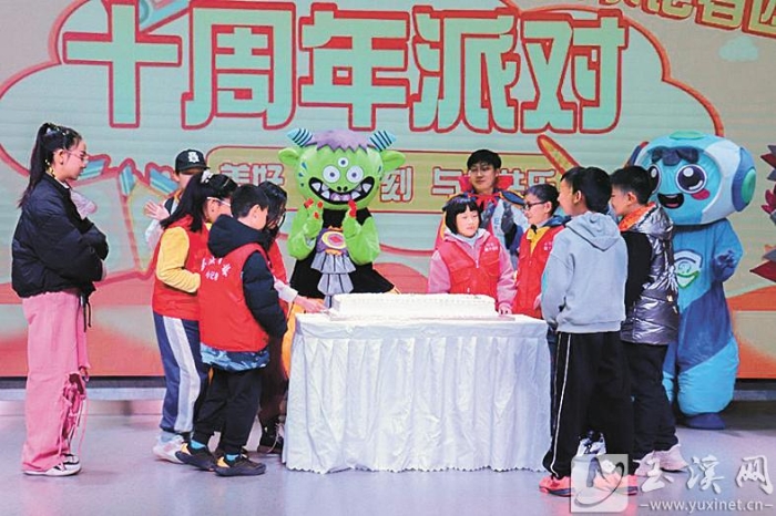 活動現(xiàn)場氣氛熱烈。