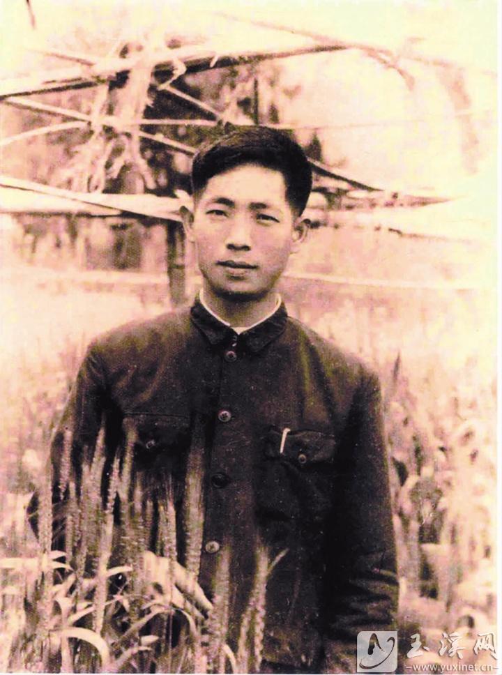 大學(xué)時代的袁隆平。（配圖選自國家雜交水稻工程技術(shù)研究中心、隆平水稻博物館編著的《把功勛寫在大地——袁隆平畫傳》）